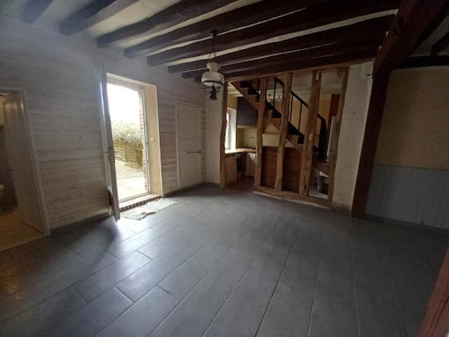 Maison vente à Auxerre, Charny