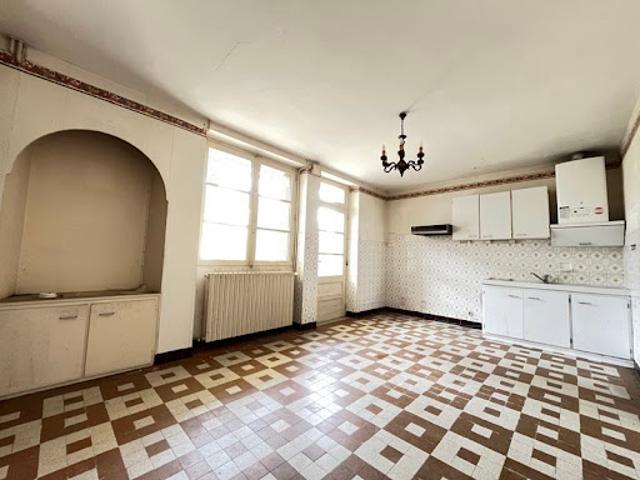 Maison vente à Loches, Le Grand-pressigny