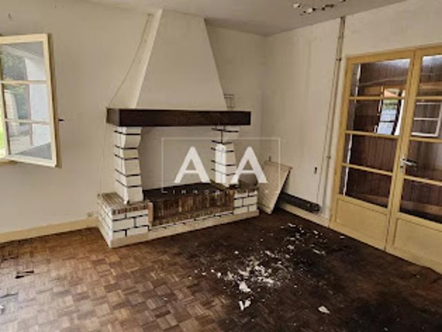 Maison vente à Confolens, Luxé