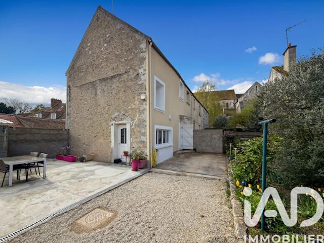 Maison vente à Melun, Champeaux