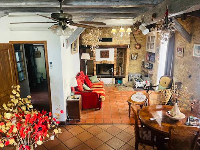 Maison vente à Monet, Ginouillac