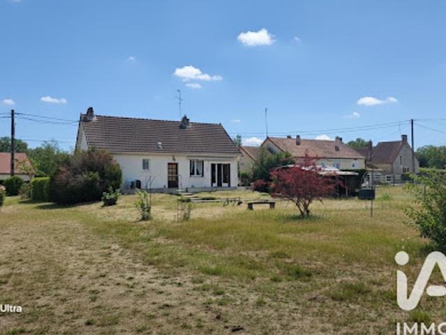 Maison vente à Saint-Amand-Montrond, La Guerche-sur-l'aubois