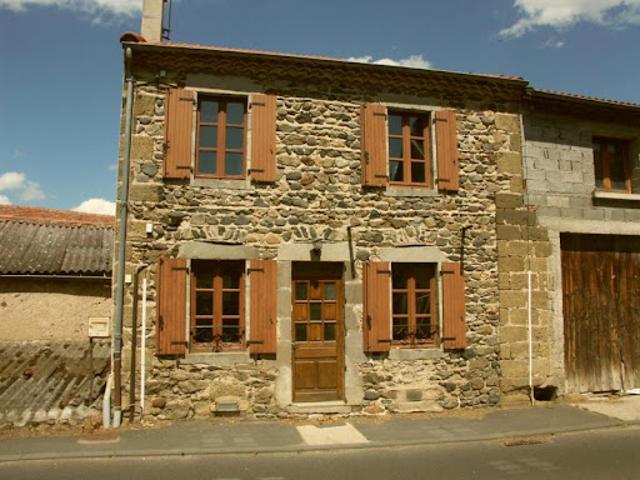 Maison vente à Mazeyrat-d'allier Maison vente à Mazeyrat-d'allier