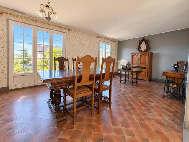 Maison vente à Zone d'Activités du Grand Pin, Changé