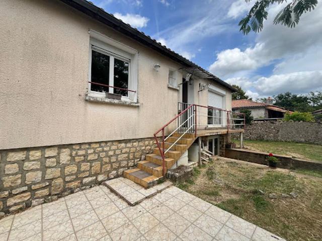 Maison vente à Saint-Adjutory, Charente