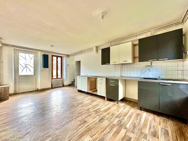 Maison vente à Versailles, Plaisir