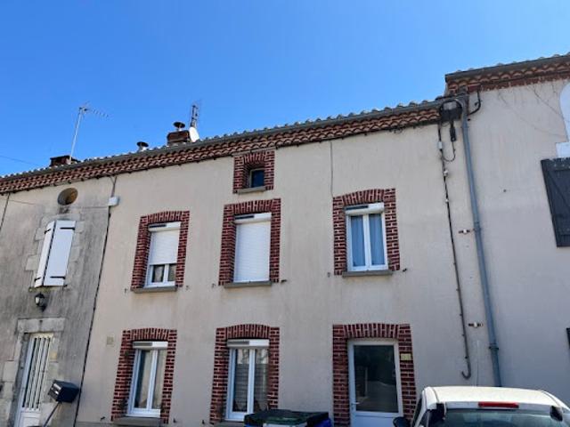 Maison vente à Bellac, Blanzac