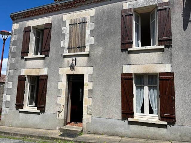 Maison vente à Bellac, Blanzac