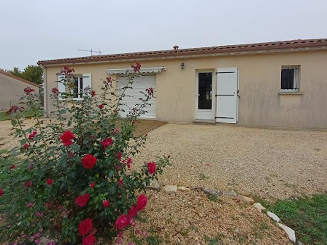 Maison vente à Champ Four, Civray