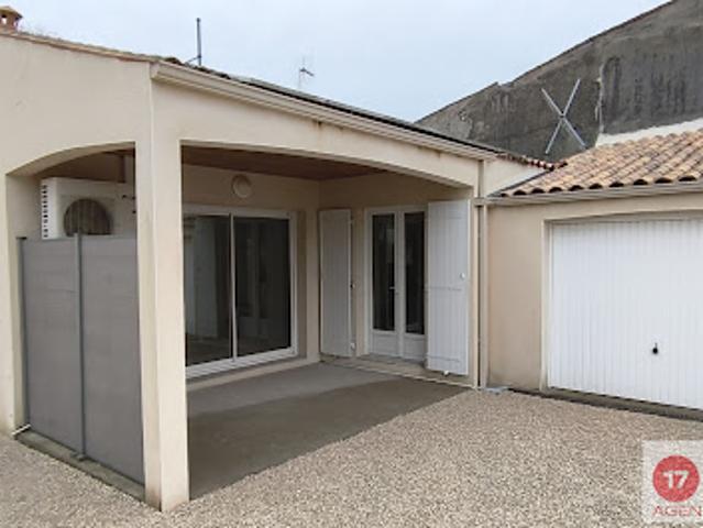 Maison vente à La Rochelle, Croix-chapeau