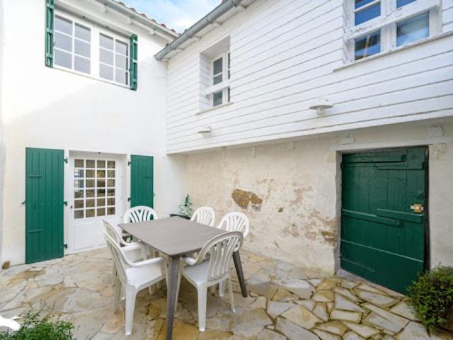 Maison vente à Les Comtesses, La Flotte