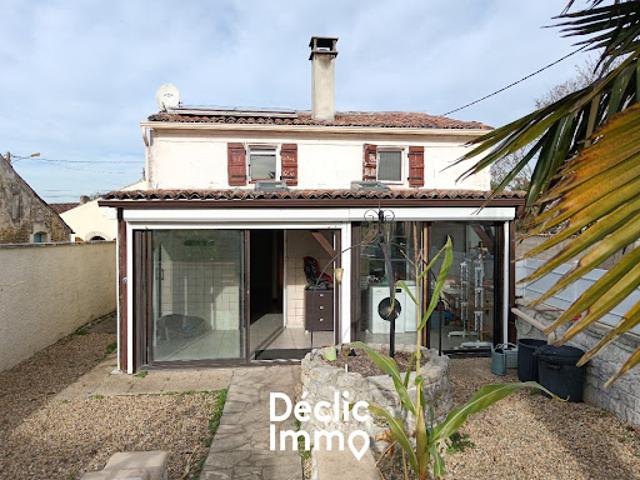 Maison vente à Saintes, Saint-sulpice-d'arnoult