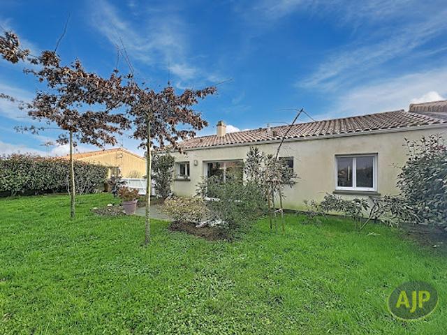 Maison vente à La Roche-sur-Yon, Saint-etienne-du-bois