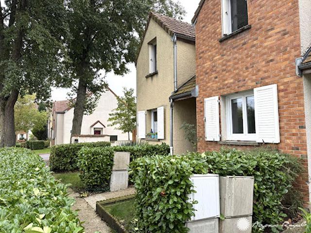 Maison vente à Saint-Germain-en-Laye, Saint-germain-en-laye