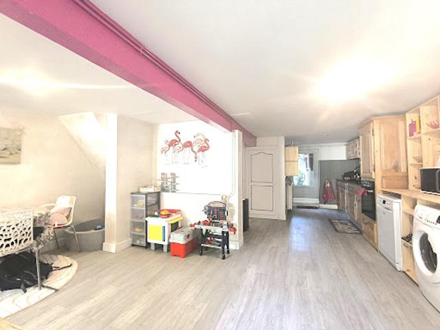 Maison vente à Angoulême, Aignes-et-puypéroux
