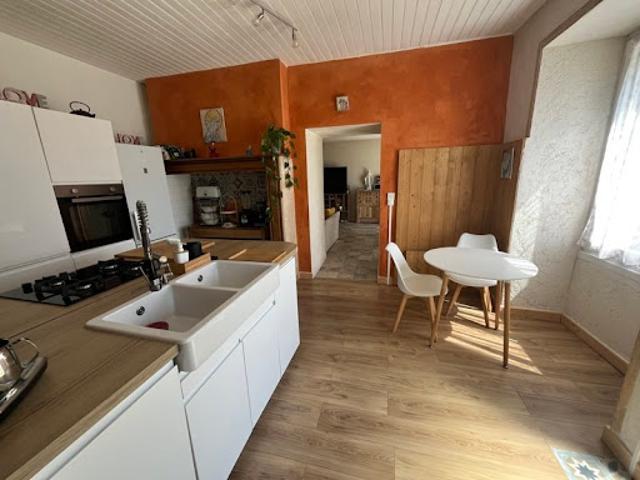 Maison vente à Nontron, Mialet