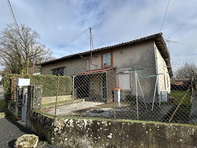 Maison vente à Confolens, Nieuil