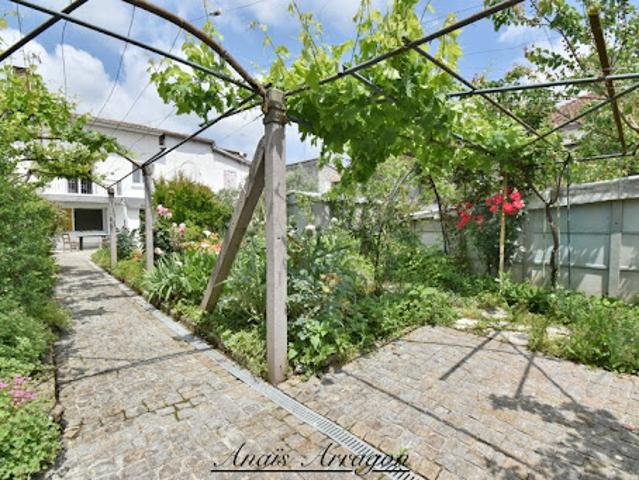 Maison vente à Sainte-livrade-sur-lot, Résidence de Bugatel