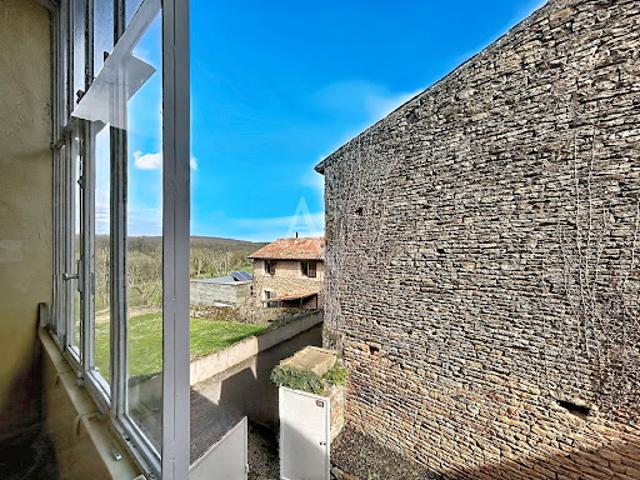 Maison vente à Mâcon, Verzé
