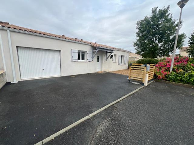 Maison vente à Échillais, Ville d'Enver