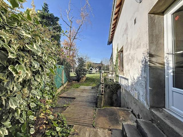 Maison vente à Montluçon, Chamblet
