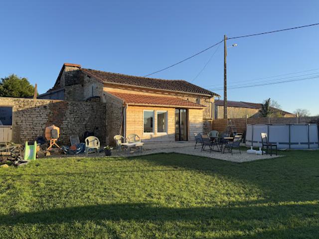 Maison vente à Confolens, Chasseneuil-sur-bonnieure