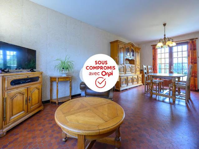 Maison vente à Valenciennes, Petite-forêt