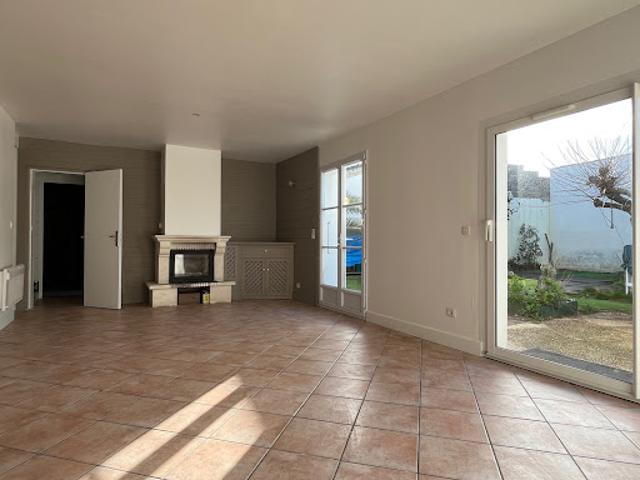 Maison vente à Les Comtesses, La Flotte