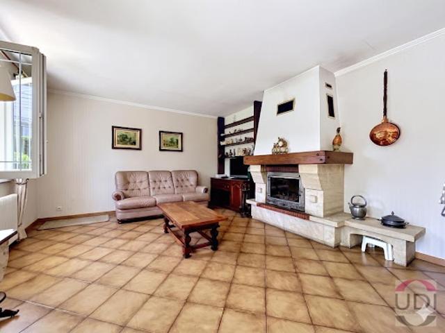 Maison vente à Corbeil-Essonnes, Essonne