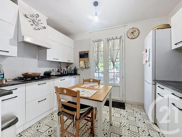 Maison vente à Arles, La Salle Les Alpes