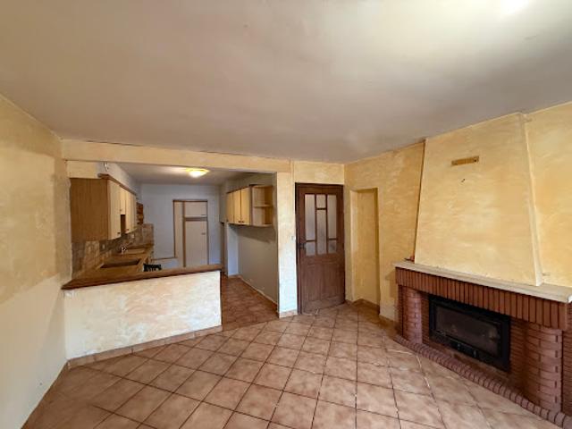 Maison vente à Le Faubourg, Laure-Minervois