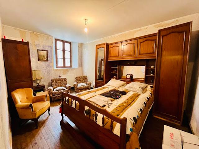 Maison vente à Confolens