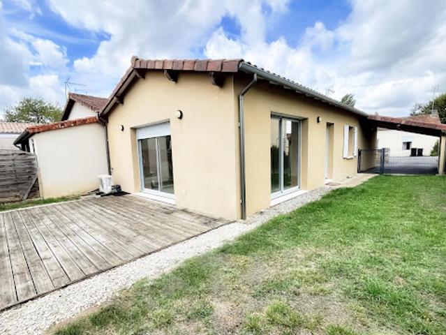 Maison vente à La Rochefoucauld, La Rochefoucauld-en-Angoumois