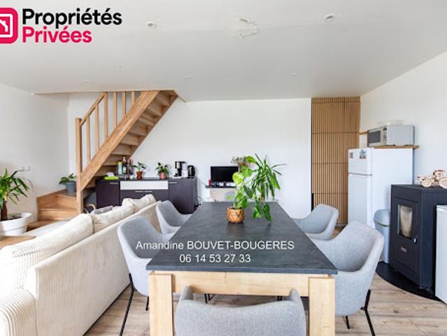 Maison vente à Le Haut Goué, Bais