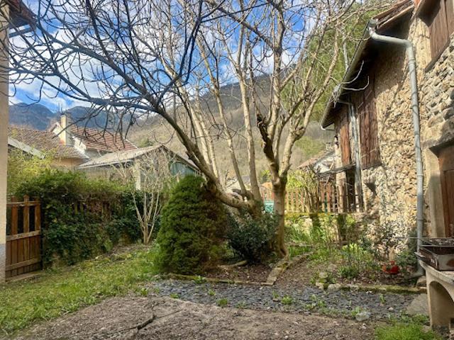 Maison vente à Foix, Château-verdun