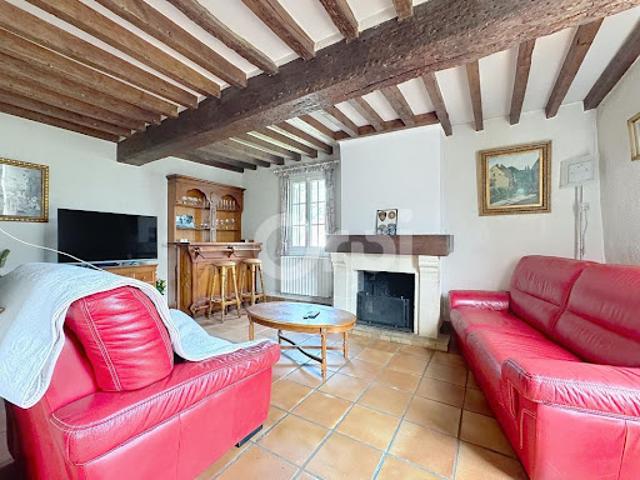 Maison vente à Compiègne, Cuts
