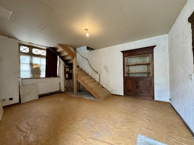 Maison vente à Figeac, Larnagol