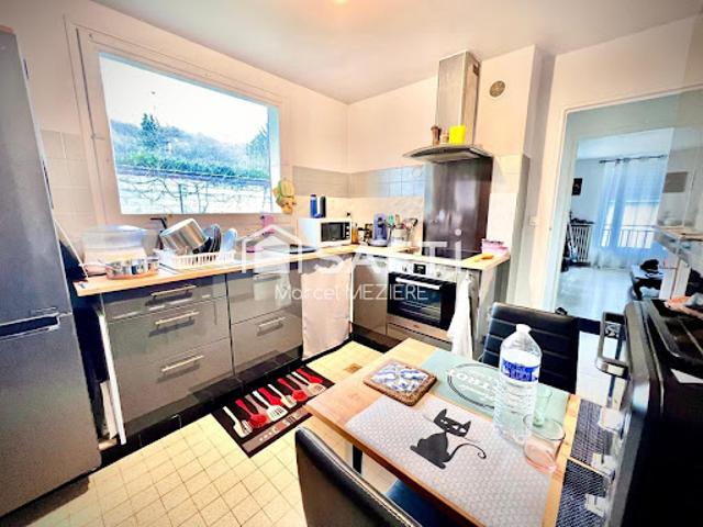 Maison vente à Sens, Paron