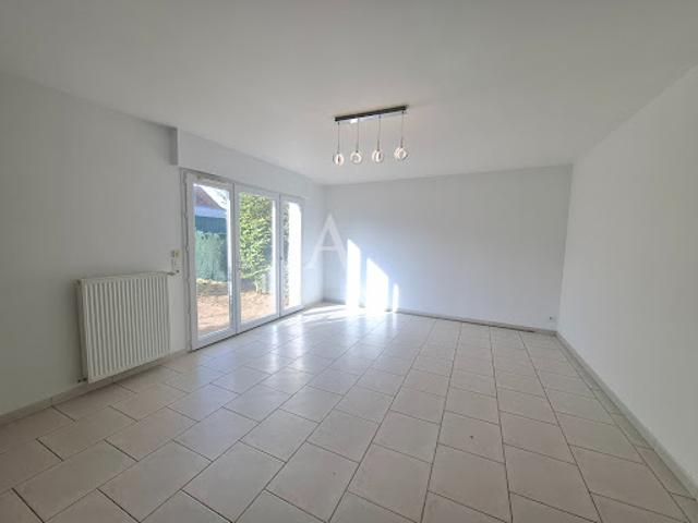 Maison vente à Les Luquelles, Vineuil