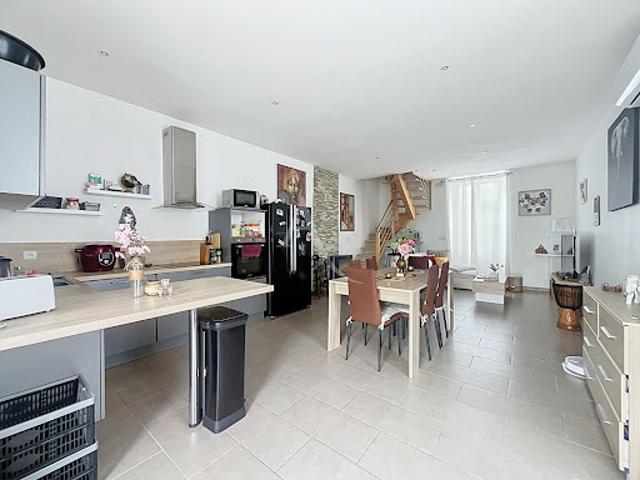 Maison vente à Combrée, Ombrée d'Anjou