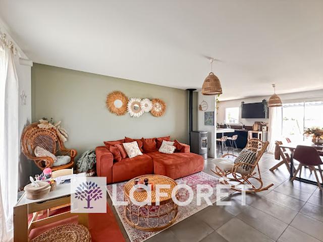 Maison vente à Saintes, Villars-en-pons