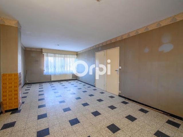 Maison vente à Valenciennes, Beuvrages