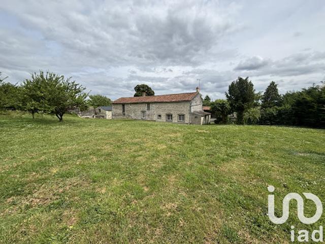 Maison vente à Châtellerault, Monts-sur-guesnes
