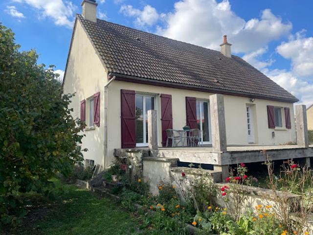 Maison vente à Argentan, Tanques