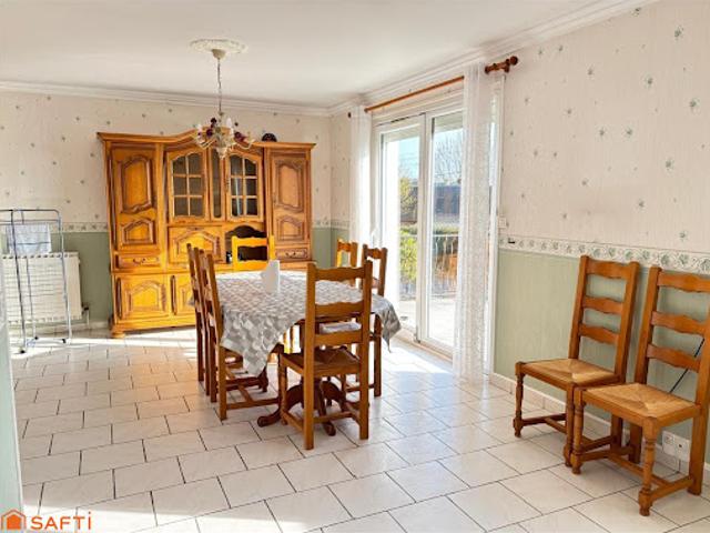 Maison vente à Lisieux, Normandie