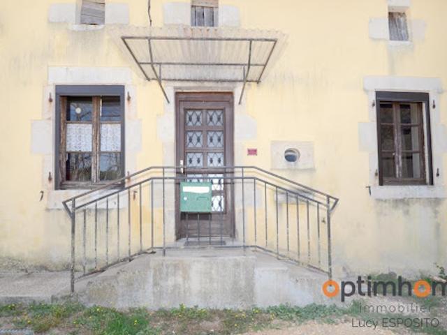 Maison vente à Confolens, Alloue