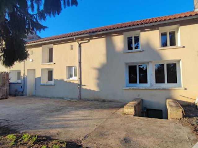 Maison vente à Montmorillon, Mauprévoir