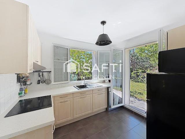 Maison vente à Versailles, Plaisir