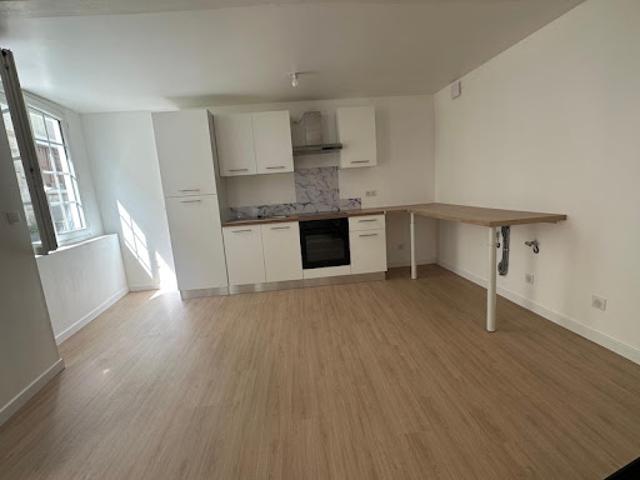 Maison vente à Angoulême, Salles-lavalette