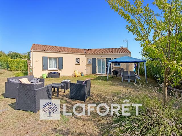 Maison vente à France métropolitaine, Saintes